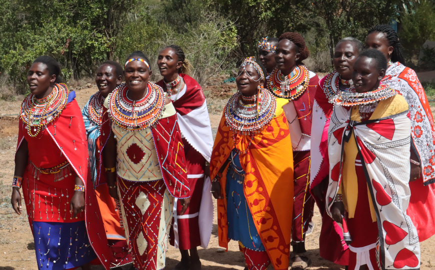 MA COME TI VESTI? Simboli e tradizioni dell’abbigliamento Masai in Kenya